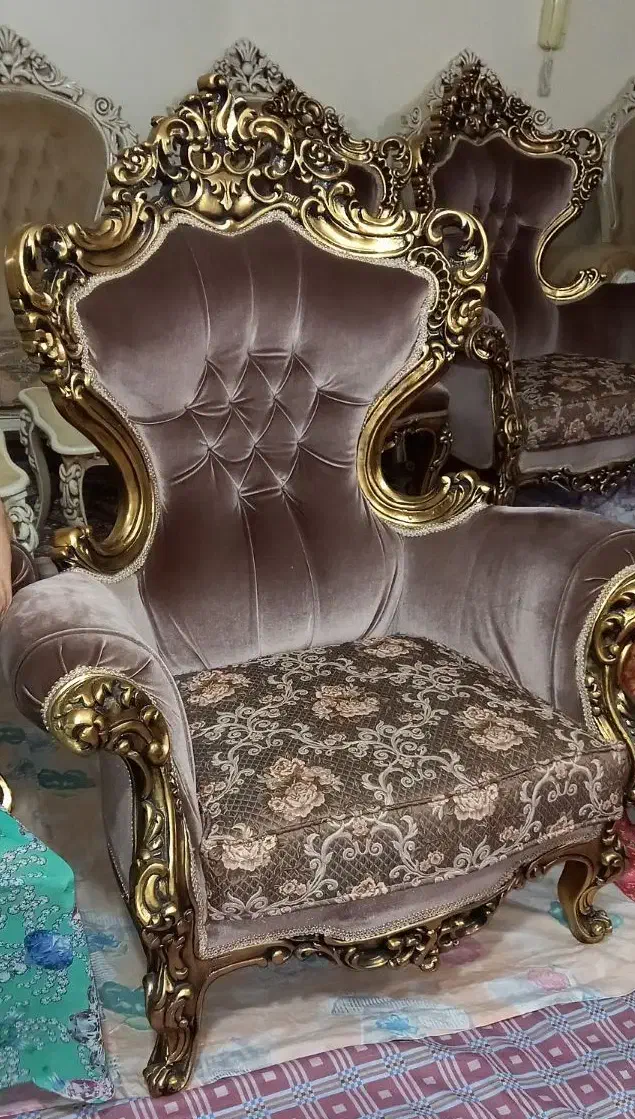 مبل سلطنتی بسیار شیک|مبلمان خانگی و میز عسلی|رباط‌کریم, رباط‌کریم|دیوار