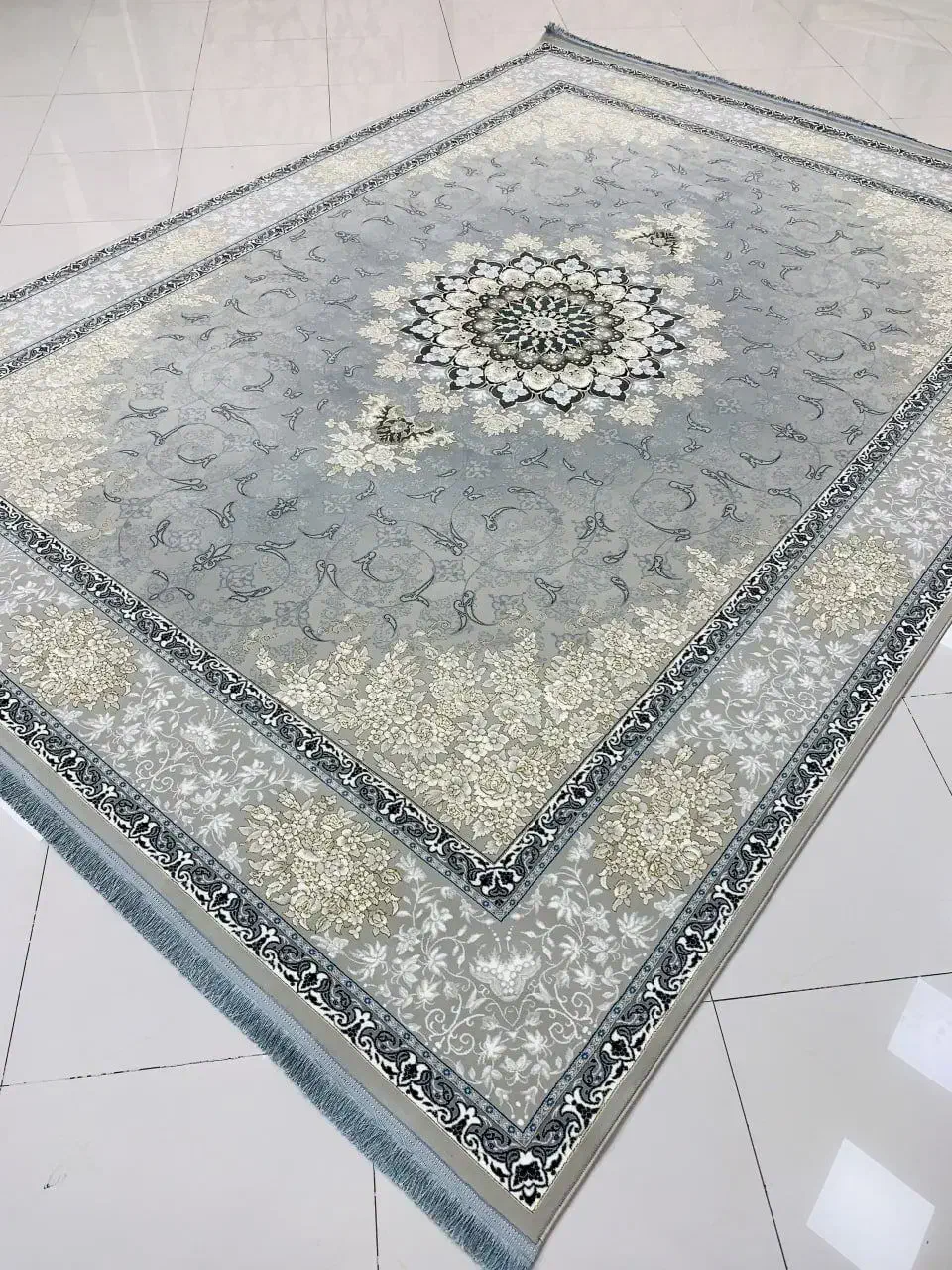 فروش فرش درمنزل|فرش|شیراز, شهرک رضوان|دیوار