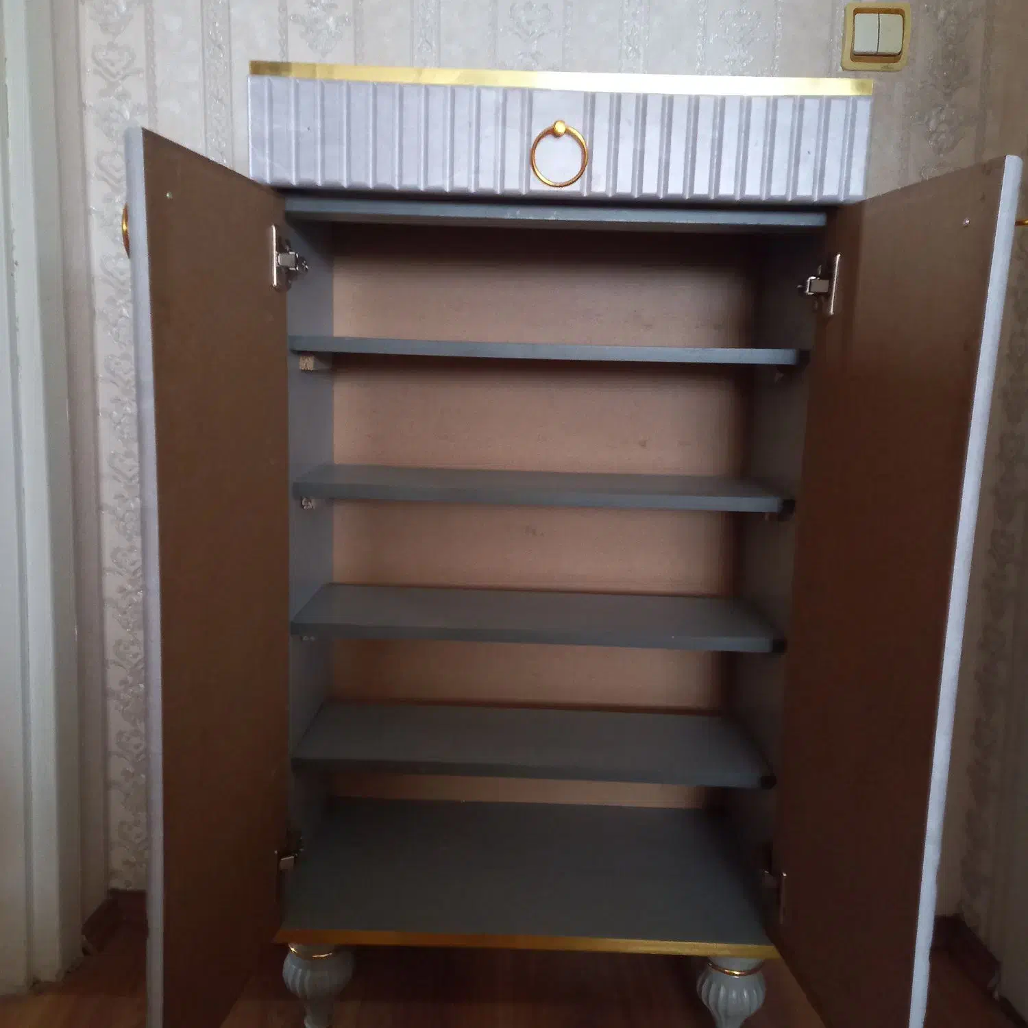 جاکفشی در حد نو|جاکفشی، کمد، دراور|پرند, فاز ۵|دیوار