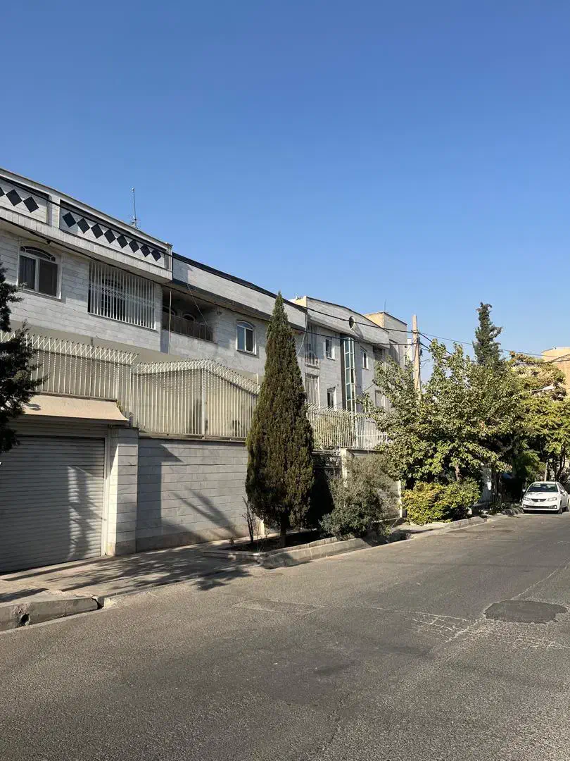 ۲۴۲متر پونک شهرک همای جنوبی (دربست)|فروش خانه و ویلا|تهران, پونک|دیوار