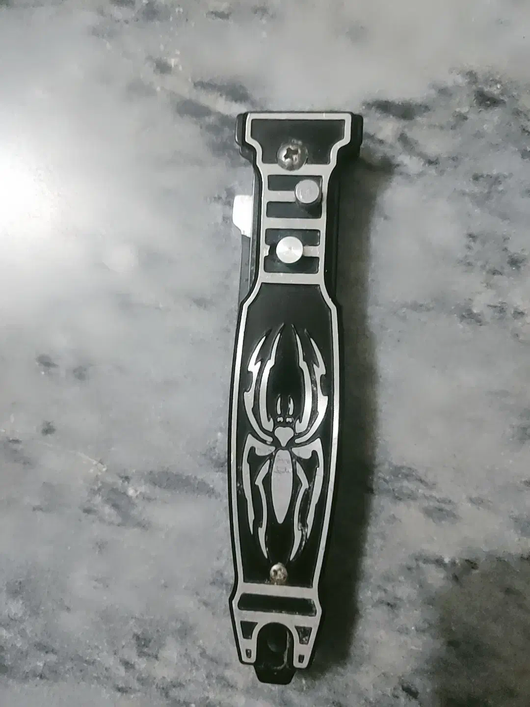 چاقو ضامن دار. شیک و بادوام. خوش دست.|کوهنوردی و کمپینگ|بوکان, |دیوار