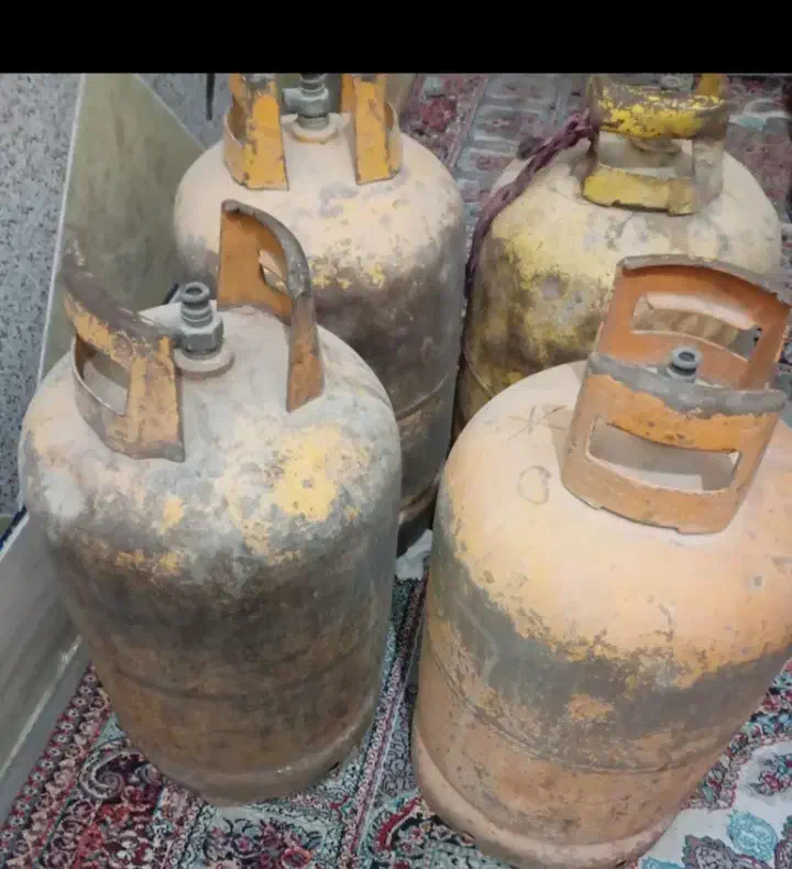 کپسول کار کرده|ابزارآلات|خاش, |دیوار