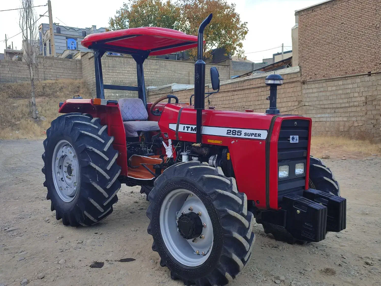 تراکتور 285 مدل 92 جفت کارخانه عروسک|خودرو سنگین|سقز, |دیوار