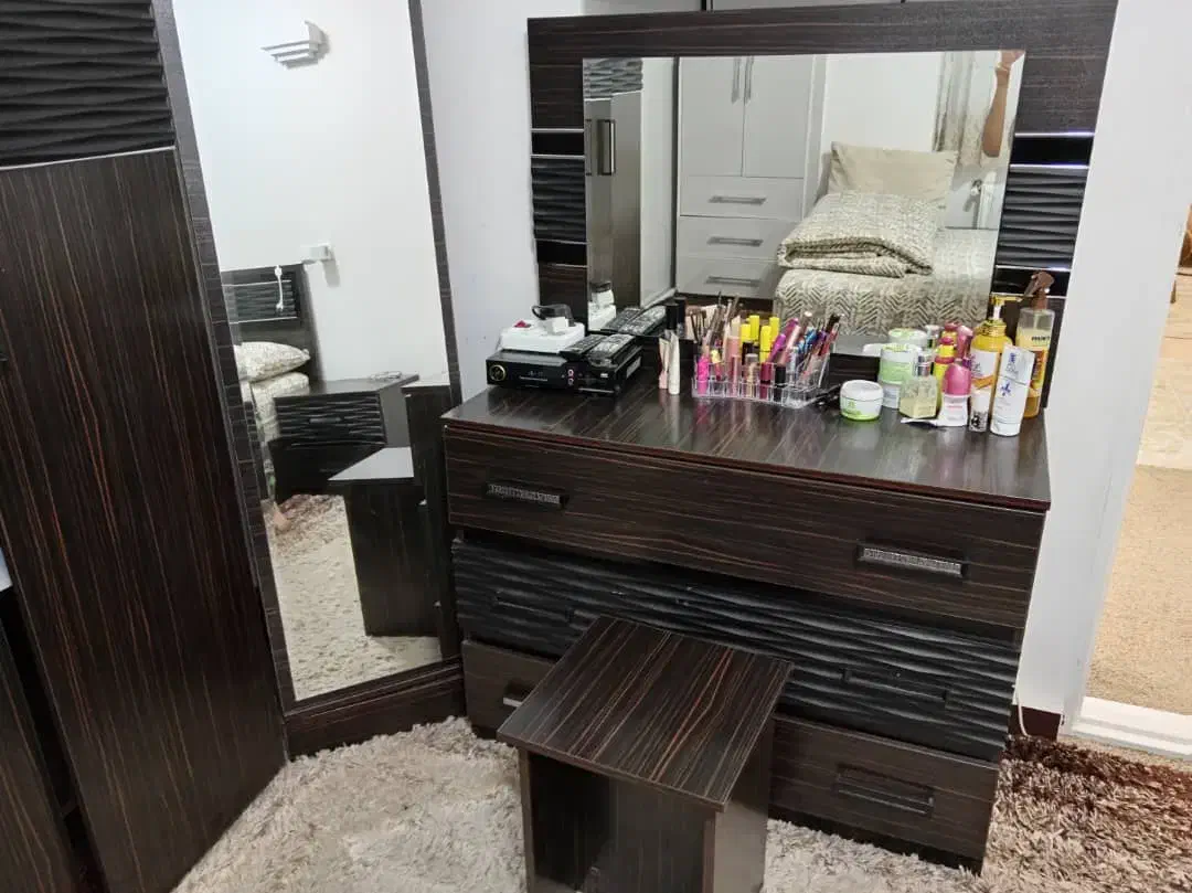 سرویس خواب دو نفره|تخت و سرویس خواب|مهاباد (آذربایجان غربی), |دیوار