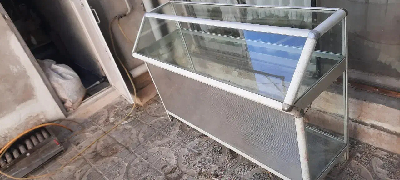 ویترین مغازه(آلومینیوم)|فروشگاه و مغازه|کنگاور, |دیوار