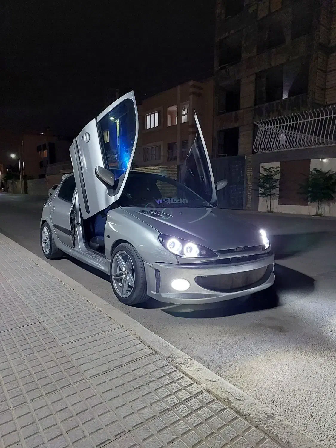 لولا درب خفاشی ۲۰۶|قطعات یدکی و لوازم جانبی|اصفهان, امیرعرب|دیوار