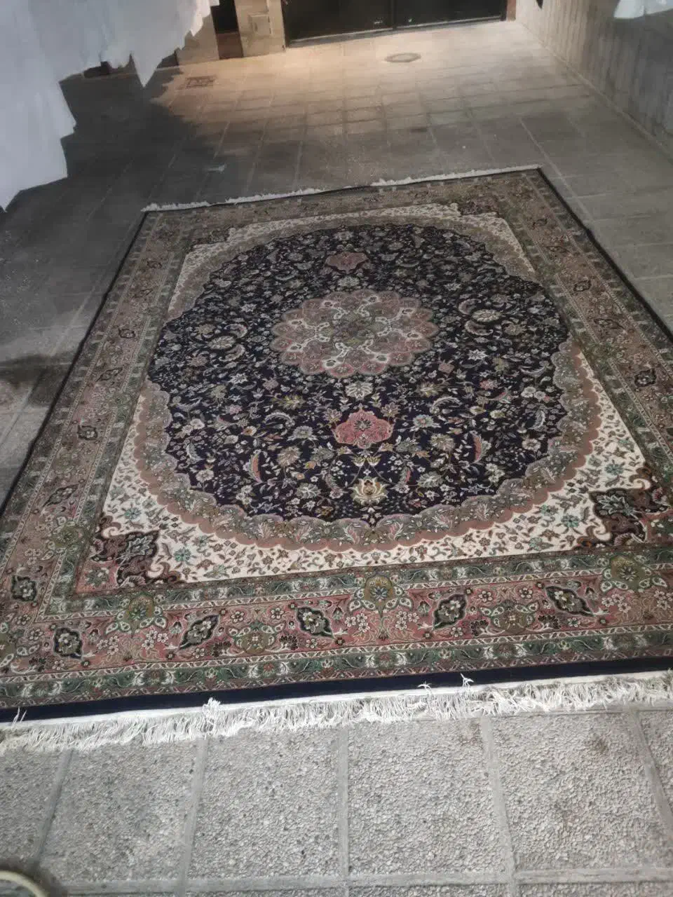 قالی رنگ سرمه ای|فرش|مشهد, احمدآباد|دیوار