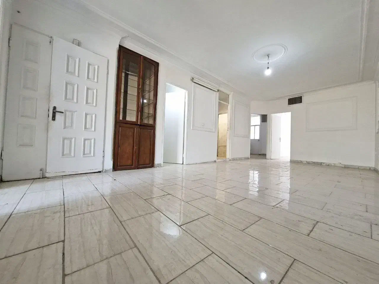 90متر2خ*1واحدطبقه اول*اشرفی اصفهانی باغ فیض