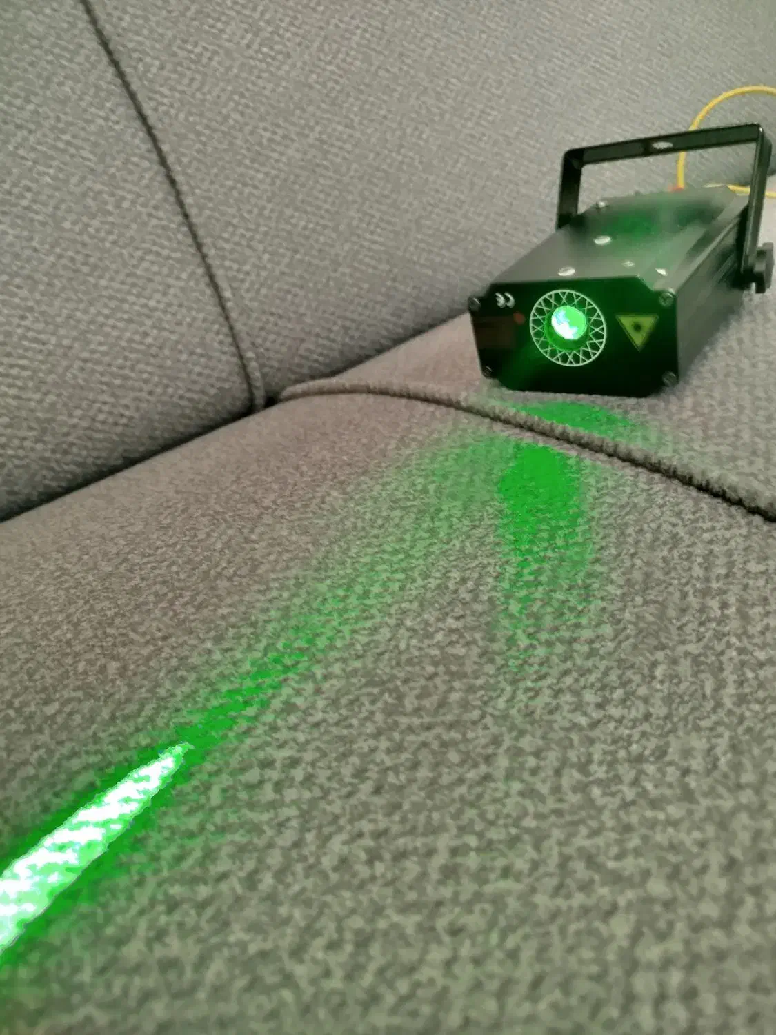 لیزر خطی سبز|ریسه و چراغ تزئینی|فردیس, شهرک ناز|دیوار