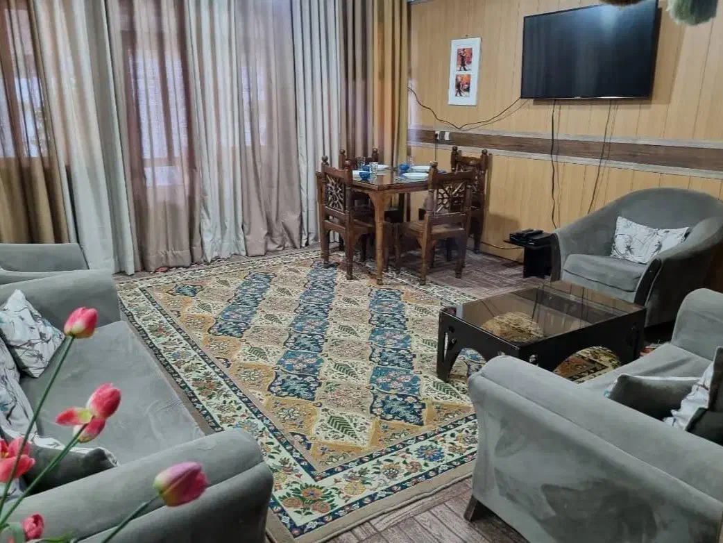 اجاره خانه مبله ۲ خواب در خودشهر رودبار باپارکینگ|اجارهٔ کوتاهمدت آپارتمان و سوئیت|رودبار, |دیوار