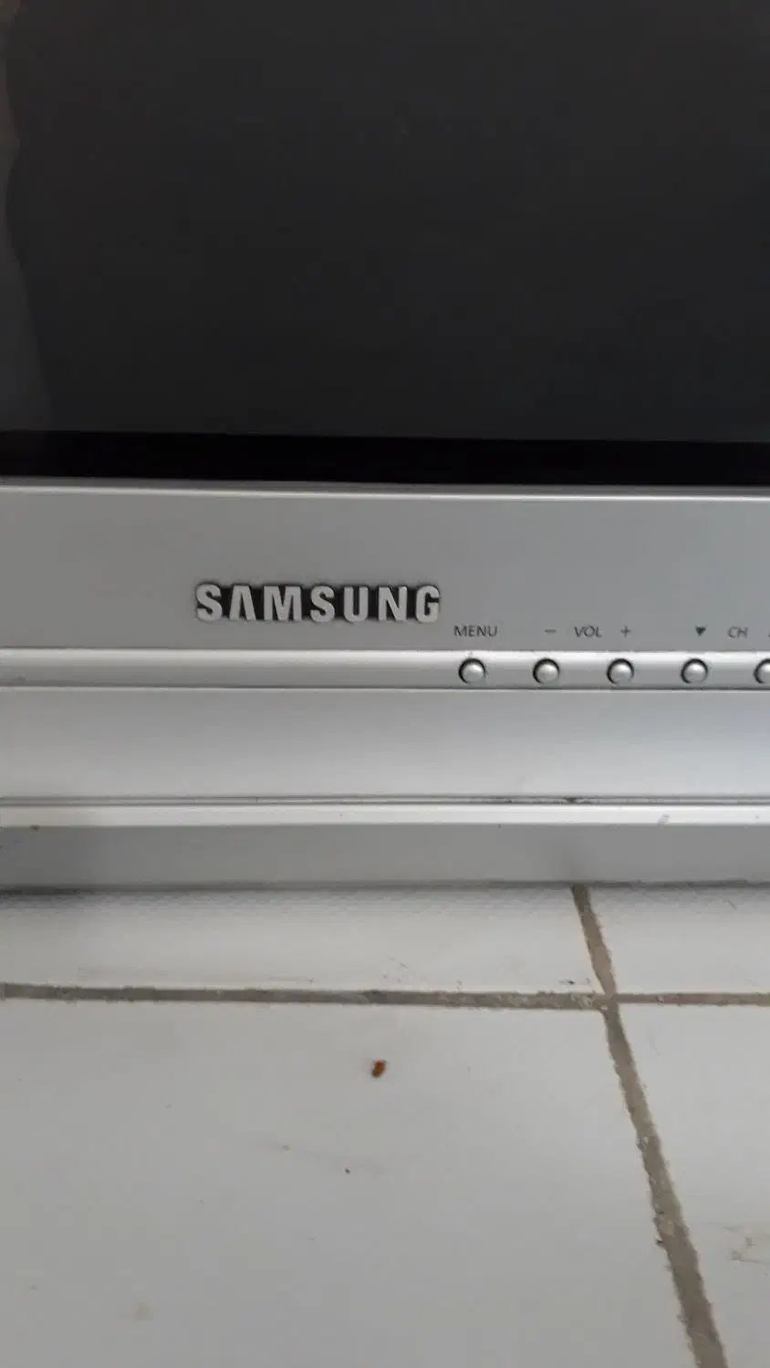 تلویزیون ۲۱ اینچ|تلویزیون و پروژکتور|تهران, شمیران‌نو|دیوار