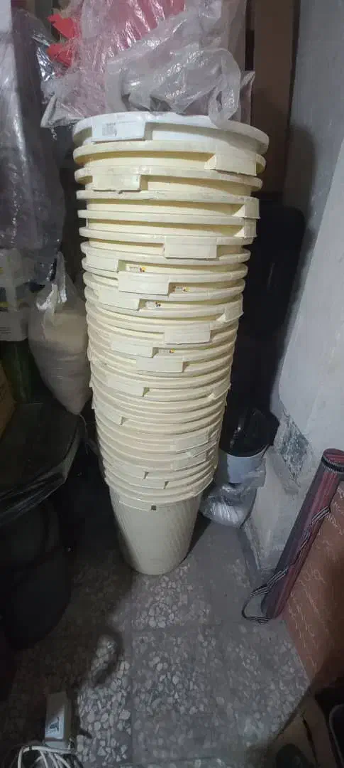 لگن کرم رنگ ۴۰کیلویی|ظروف نگهدارنده، پلاستیکی، یک‌بارمصرف|پردیس, فاز ۱|دیوار