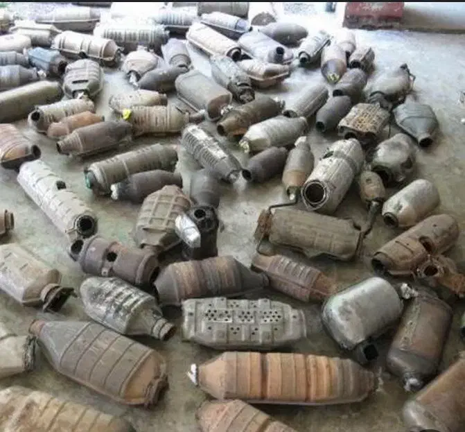 خریدوفروش کاتالیزباقیمت مناسب|قطعات یدکی و لوازم جانبی|اصفهان, عباسآباد|دیوار