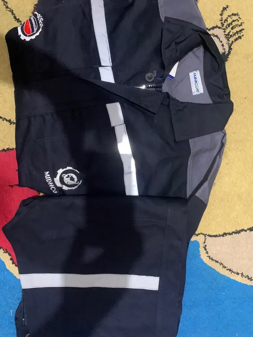 لباس کار|لباس|کرمان, |دیوار