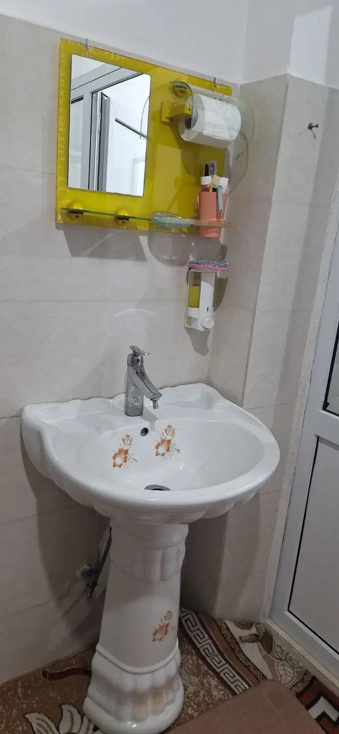 روشویی بااینه|لوازم سرویس بهداشتی|پیرانشهر, |دیوار