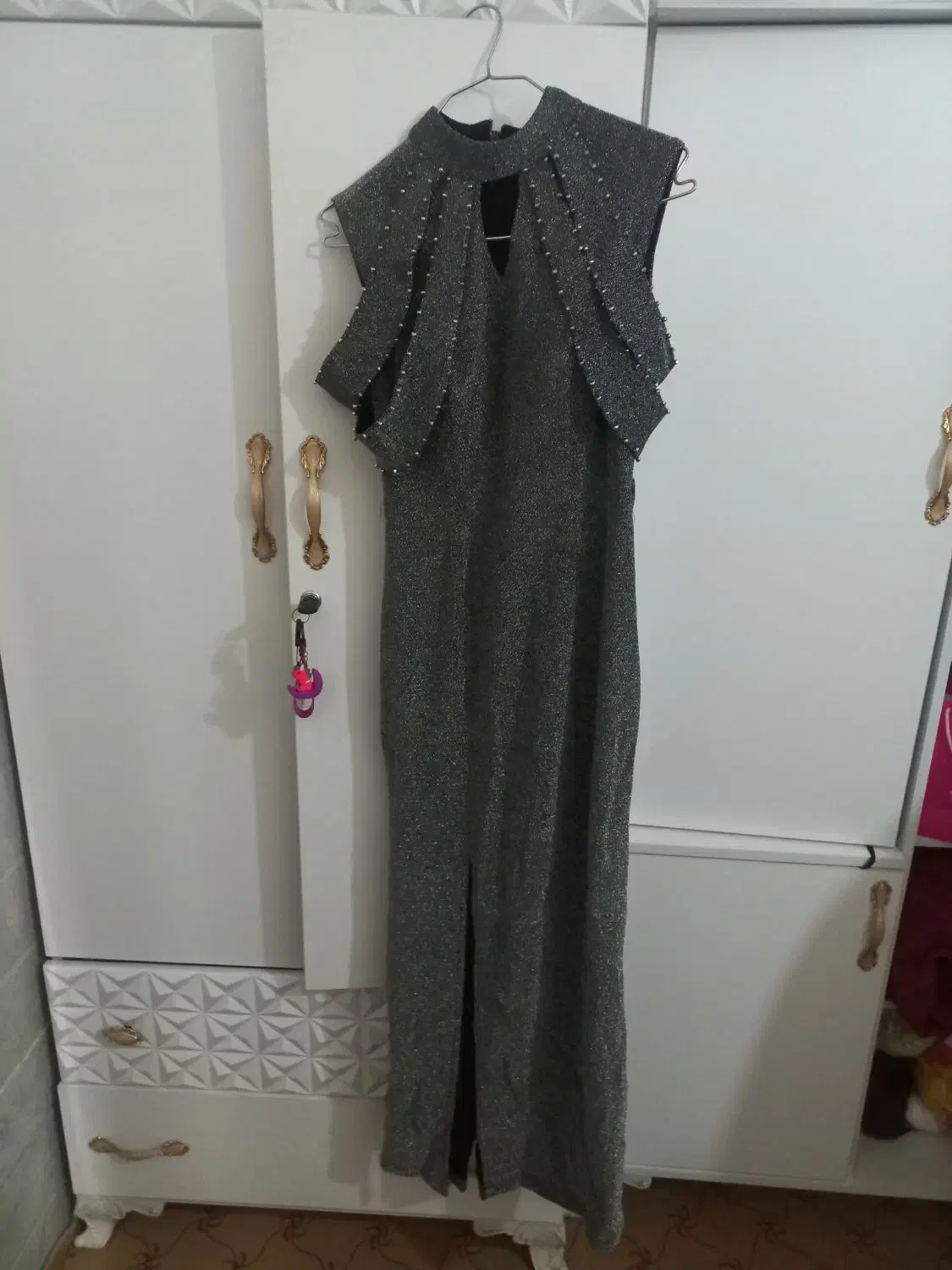 ۳ عدد لباس مجلسی شیک|لباس|قم, قلعه کامکار|دیوار