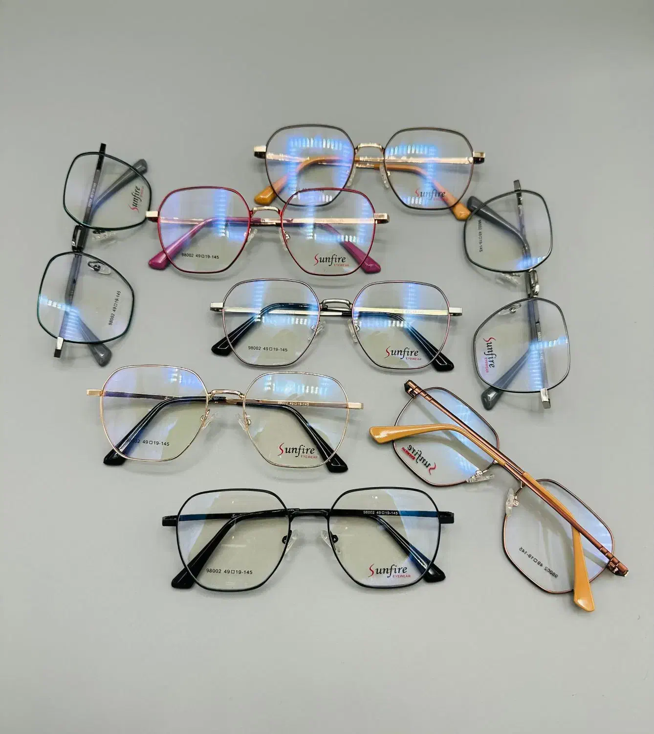 عینک طبی خودتو نو کن|زیورآلات و اکسسوری|رشت, کوی فرهنگیان|دیوار