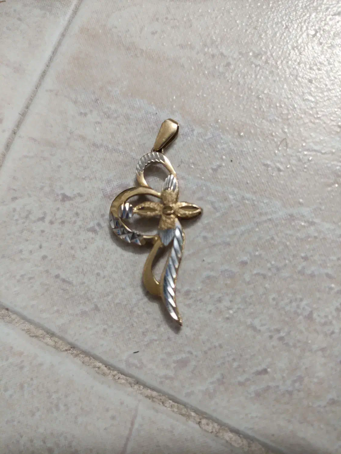 طلا 2درصد بالای تابلو|جواهرات|تربتحیدریه, شهید قرنی|دیوار