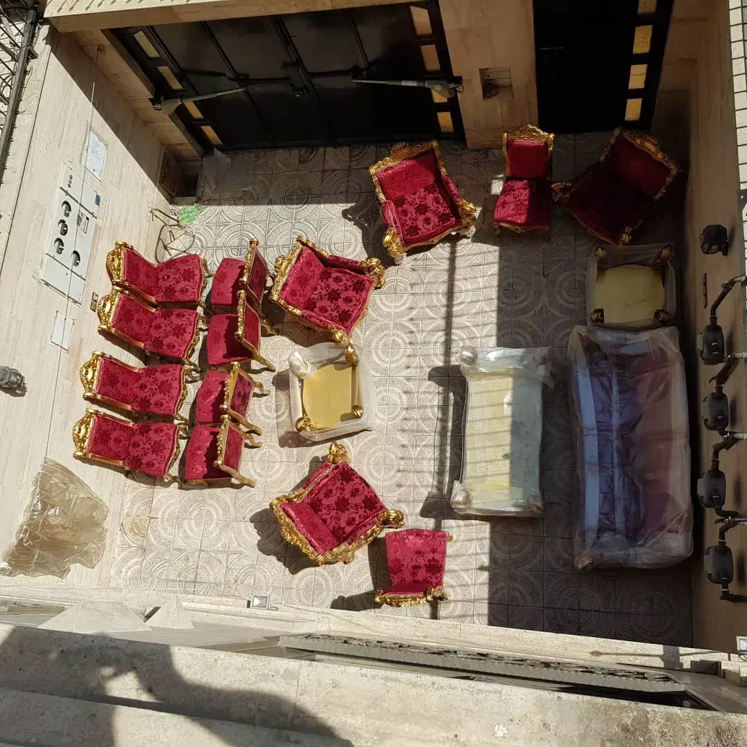 ست مبلمان سلطنتی و میز غذاخوری و ویترین|مبلمان خانگی و میز عسلی|تهران, شهرک شریعتی|دیوار