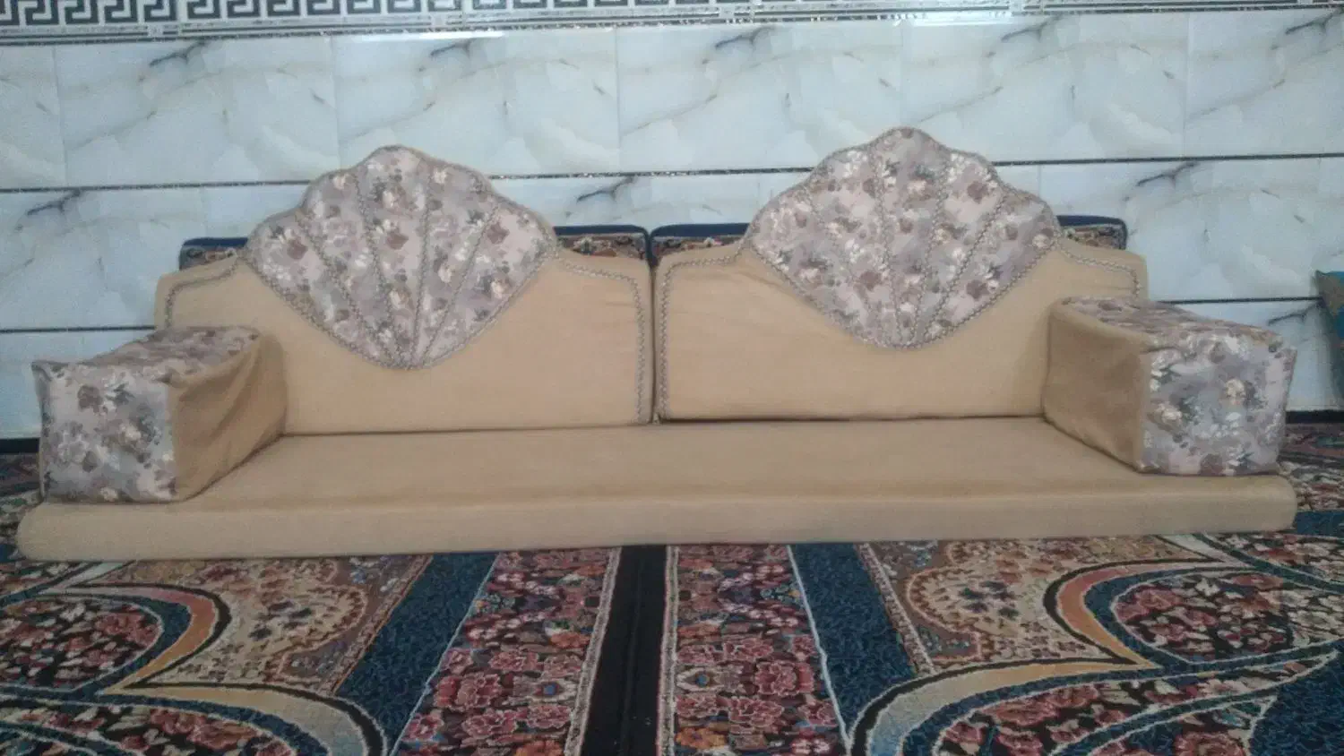 مبل خلیجی|مبلمان خانگی و میز عسلی|بروجرد, |دیوار