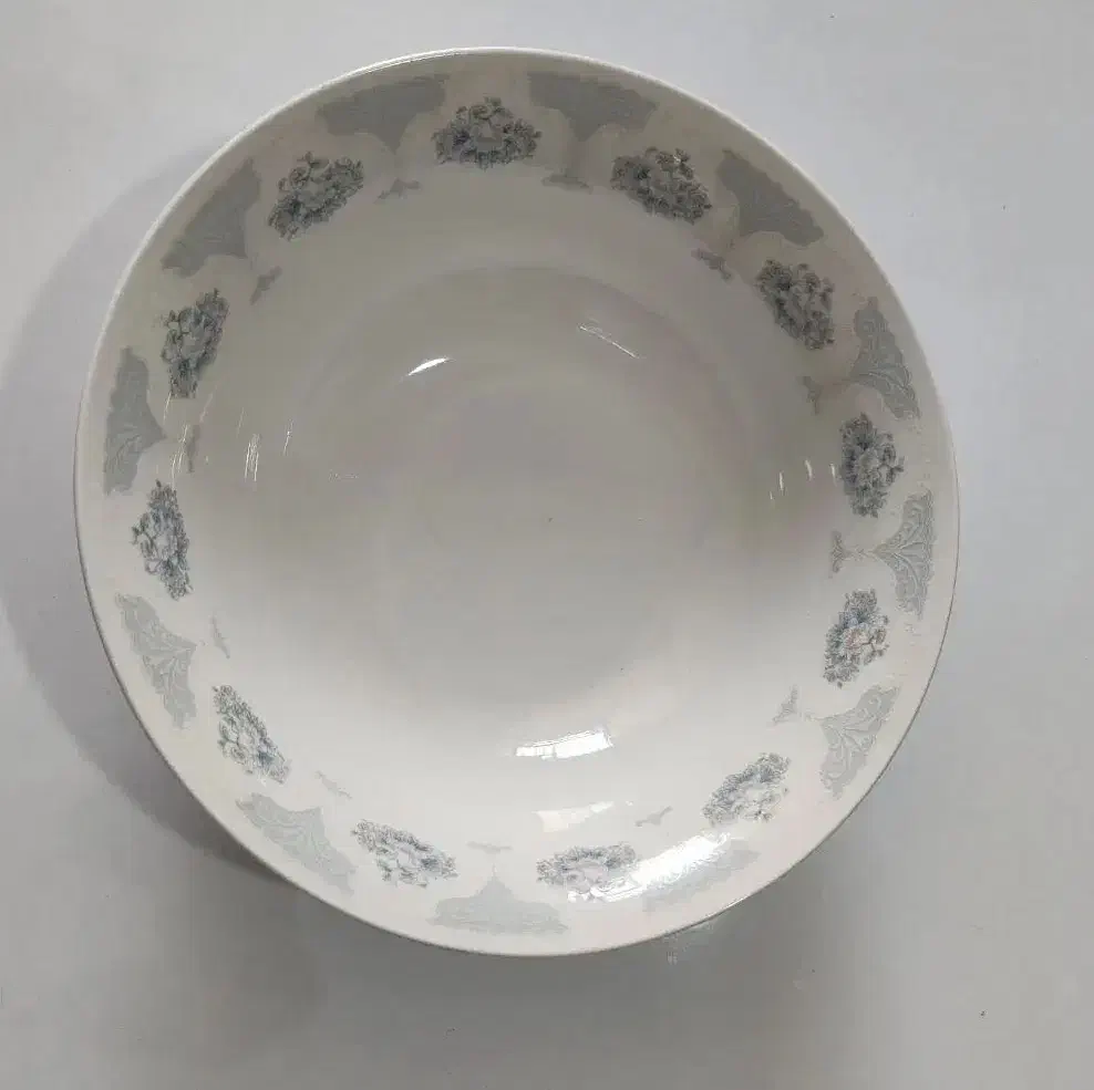 ظروف چینی زیبا41تیکه|ظروف سرو و پذیرایی|نورآباد ممسنی, |دیوار