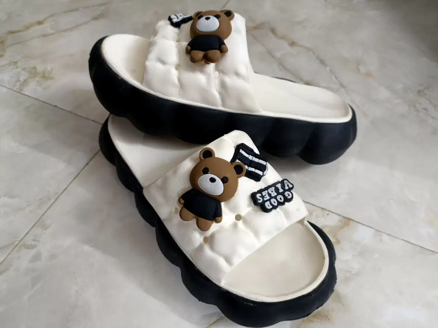 دمپایی کراکس|کیف، کفش، کمربند|ملارد, |دیوار