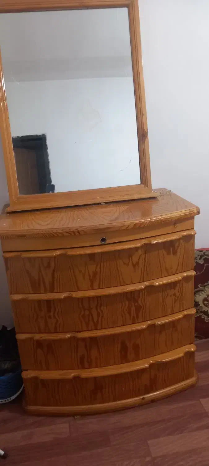 دلاور.چوبی|جاکفشی، کمد، دراور|شاهرود, |دیوار