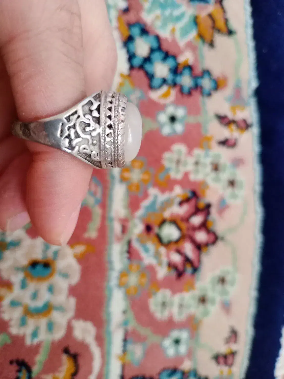 فروشی آنتیک با قیمت مناصب.|کلکسیون اشیاء عتیقه|چهارباغ, |دیوار