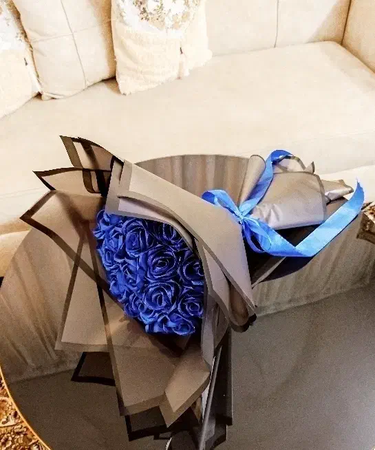 دسته گل رز ربانی|گل مصنوعی|قم, شاه سید علی|دیوار