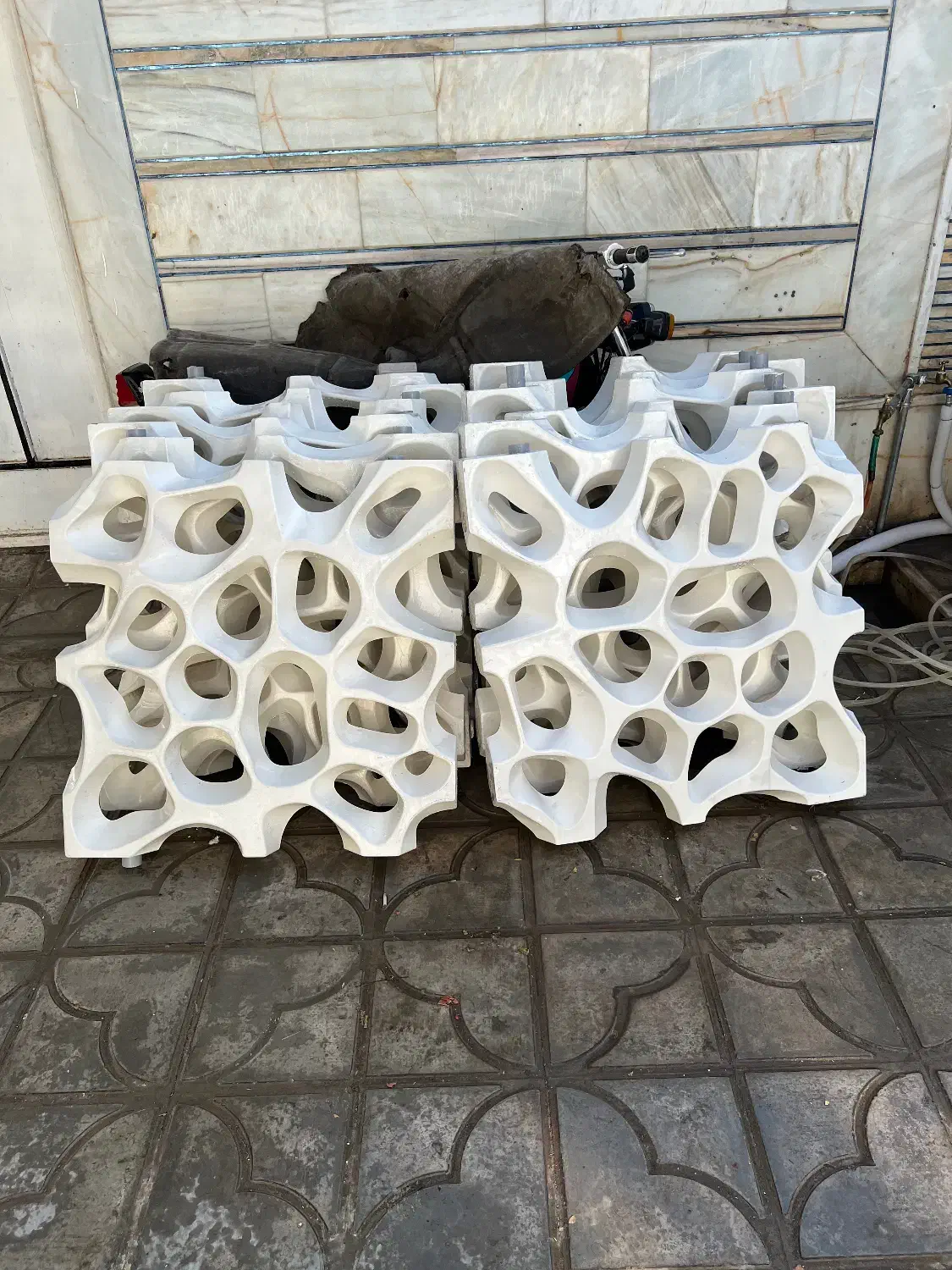 پارتیشن و ویترین|فروشگاه و مغازه|نیریز, |دیوار