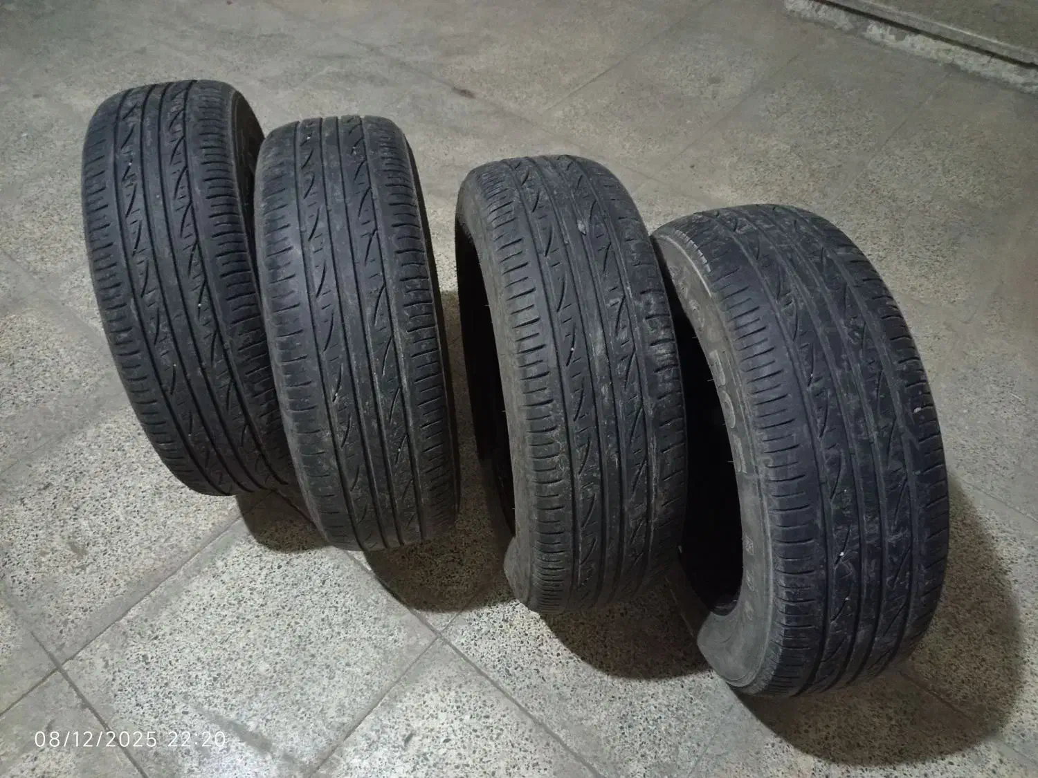 لاستیک چینی و ایرانی ۶۵/۱۵|قطعات یدکی و لوازم جانبی|محمدشهر, ولدآباد|دیوار