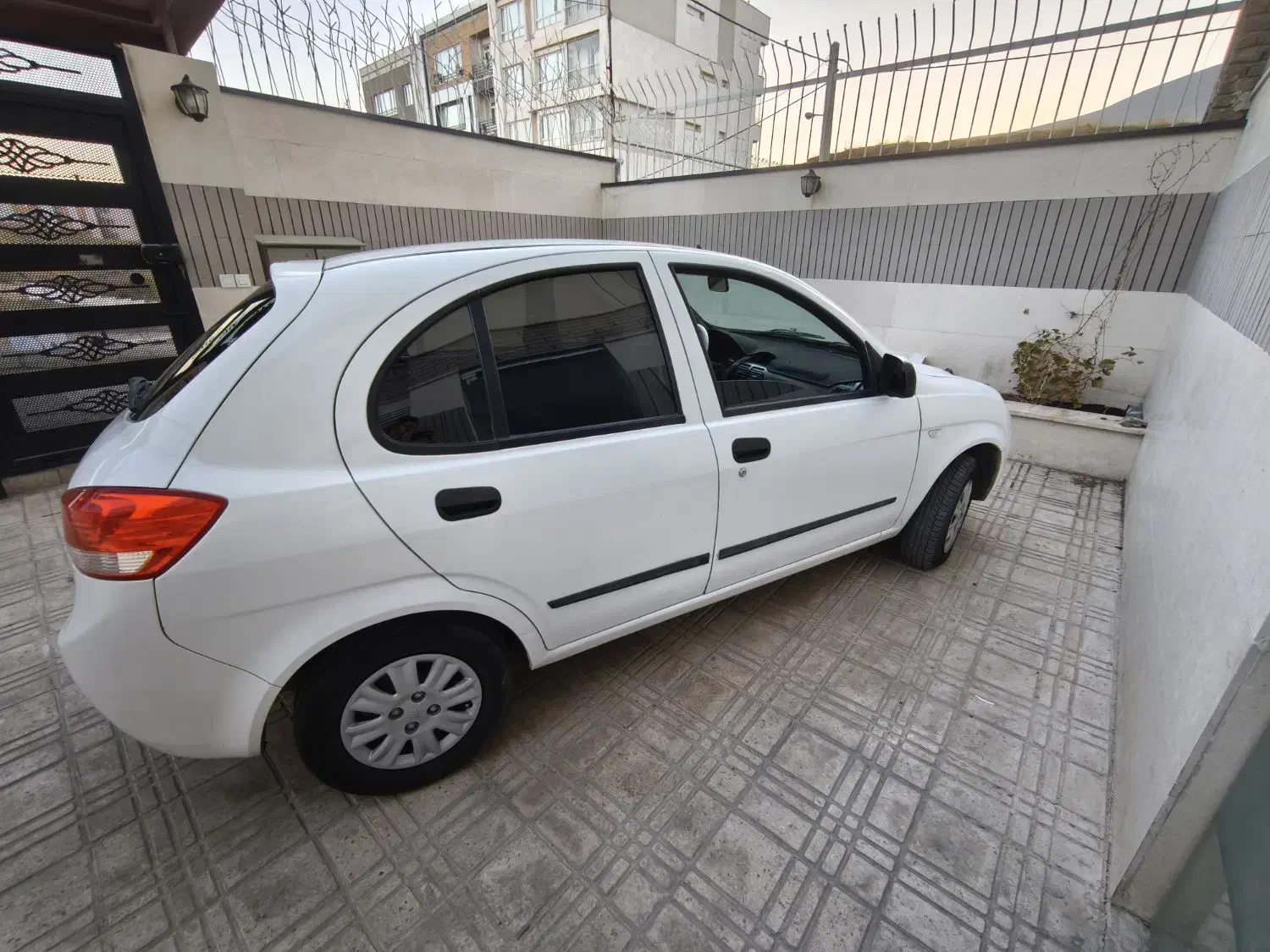 تیبا 2 کم کار و بدون خرج|خودرو سواری و وانت|سنندج, |دیوار