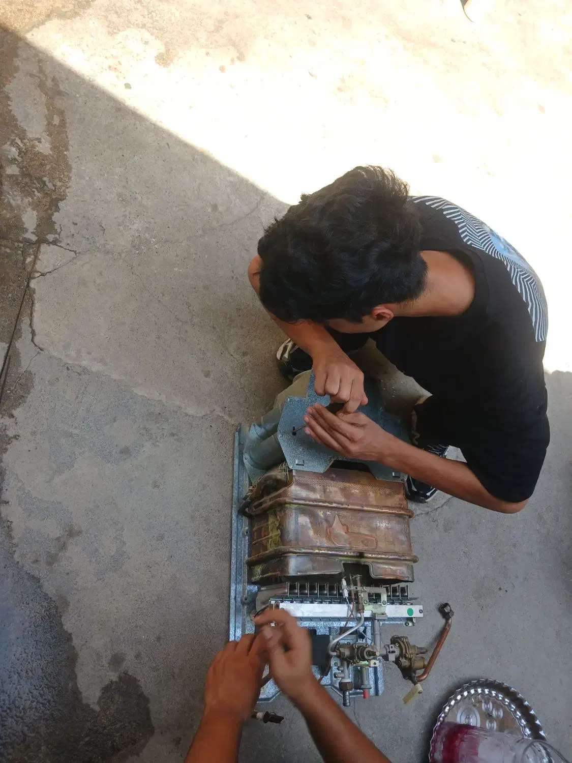 خدمات فنی وتخصصی ابگرمکن عباسی|آبگرمکن، پکیج، شوفاژ|اندیمشک, |دیوار