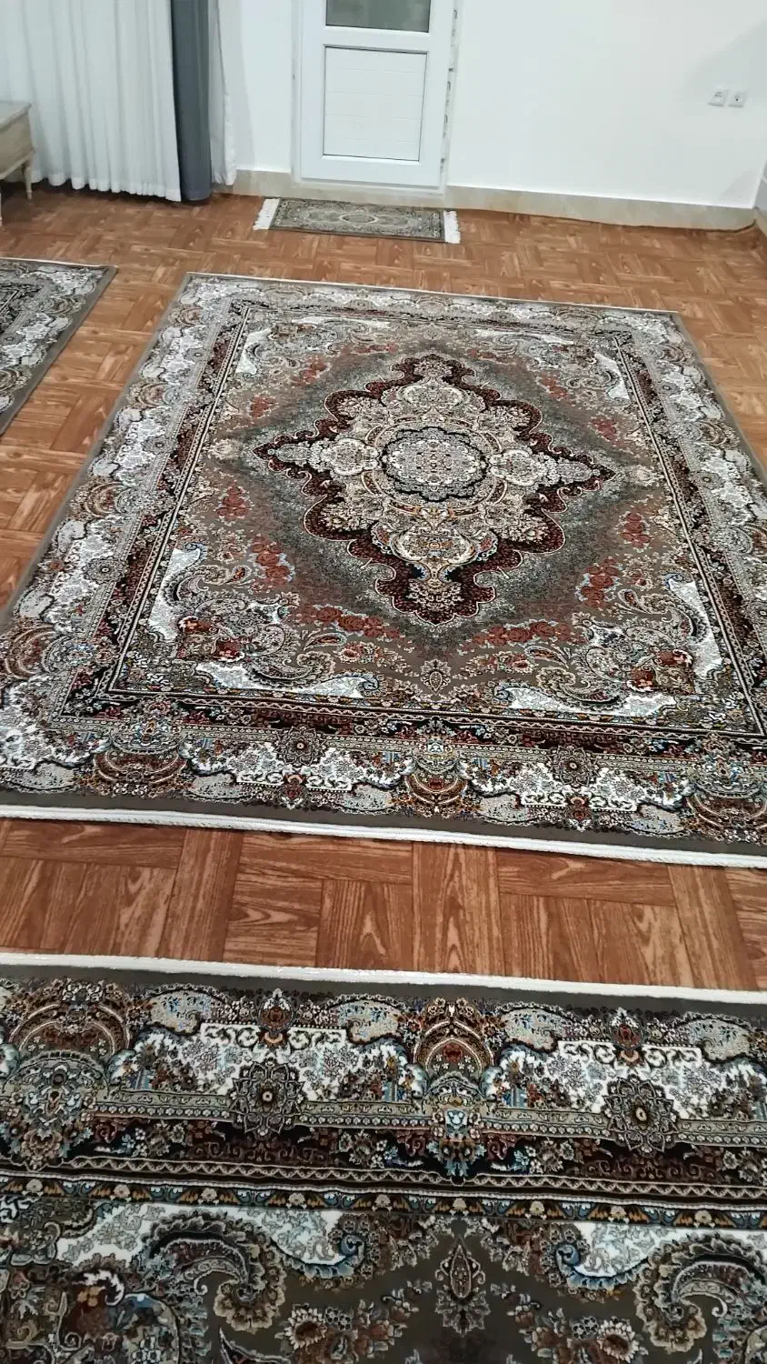 فرش|فرش|شاهین دژ, |دیوار