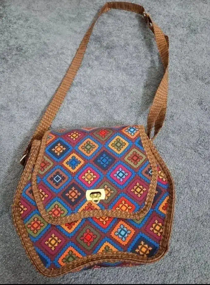 انواع کیف رو دوشی دخترانه|کیف، کفش، کمربند|قم, بنیاد|دیوار