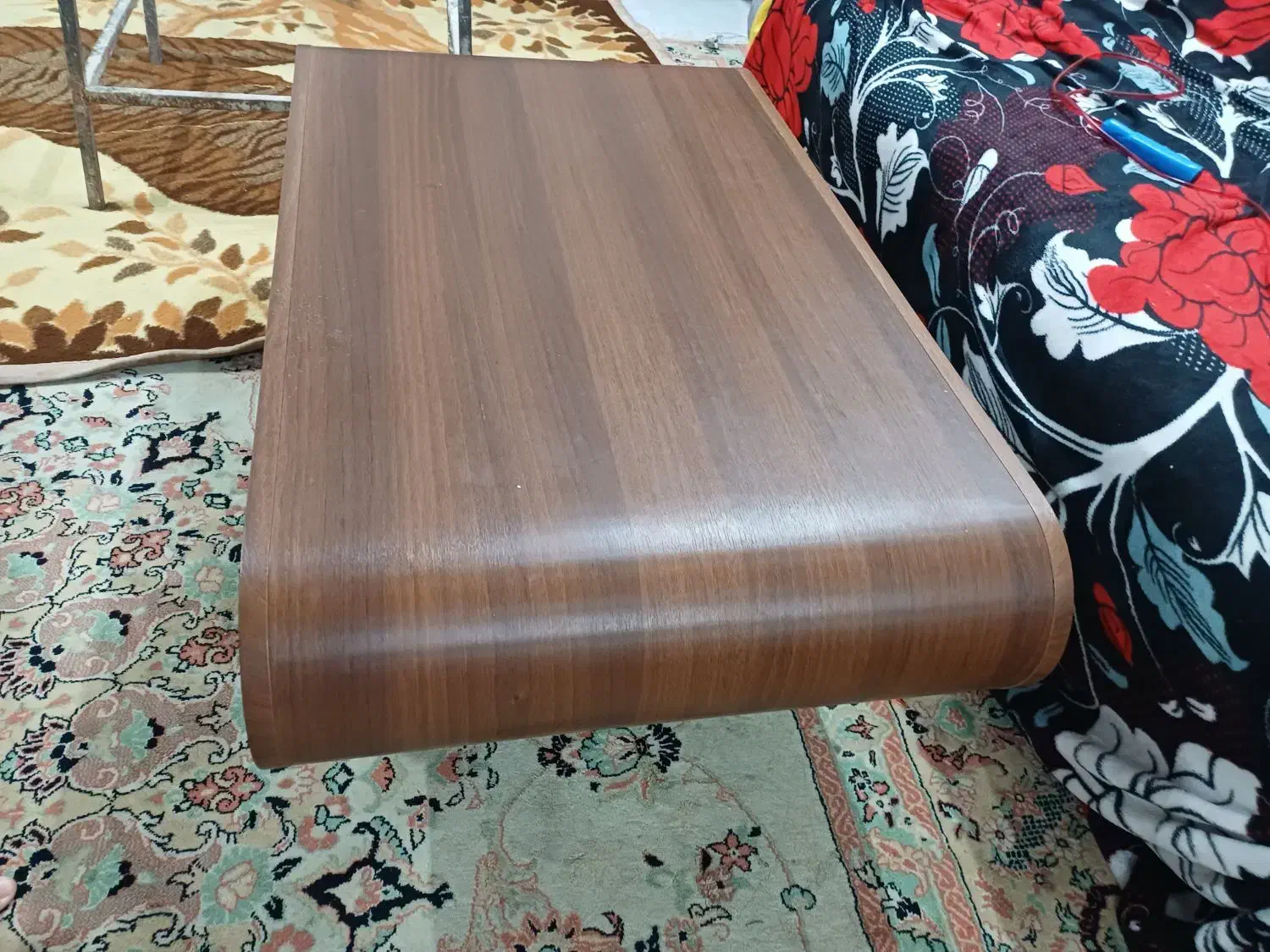 جلو مبلی نو نو|مبلمان خانگی و میز عسلی|میبد, |دیوار