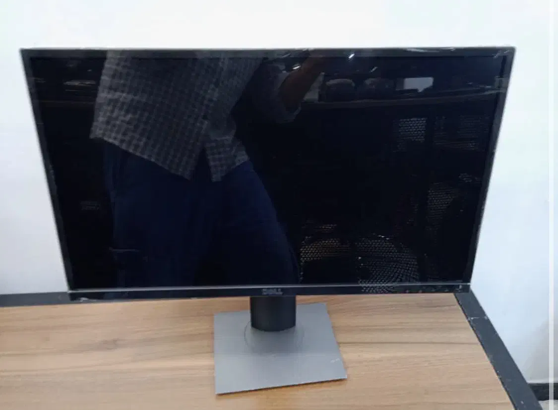 مانیتور ۲۴ اینچ دل ۲۴۱۷|قطعات و لوازم جانبی رایانه|تبریز, |دیوار