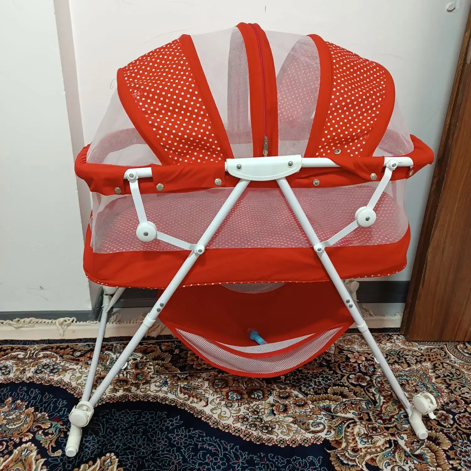 گهواره کودک|اسباب و اثاث بچه|اصفهان, ارغوانیه|دیوار