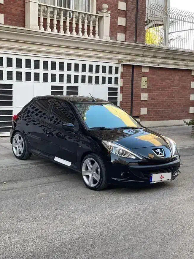 ۲۰۷ مدل ۱۴۰۳|خودرو سواری و وانت|اراک, |دیوار