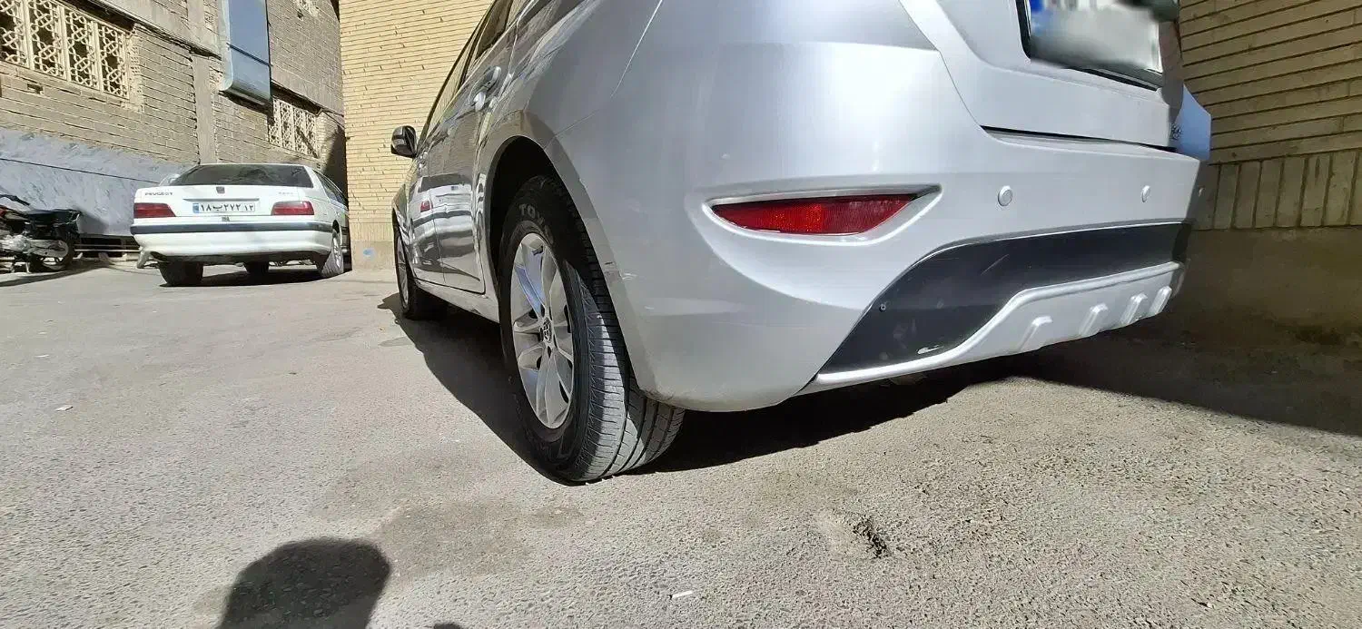 برلیانس ۳۲۰ مدل ۹۶ در حد|خودرو سواری و وانت|اصفهان, قلعه طبره|دیوار