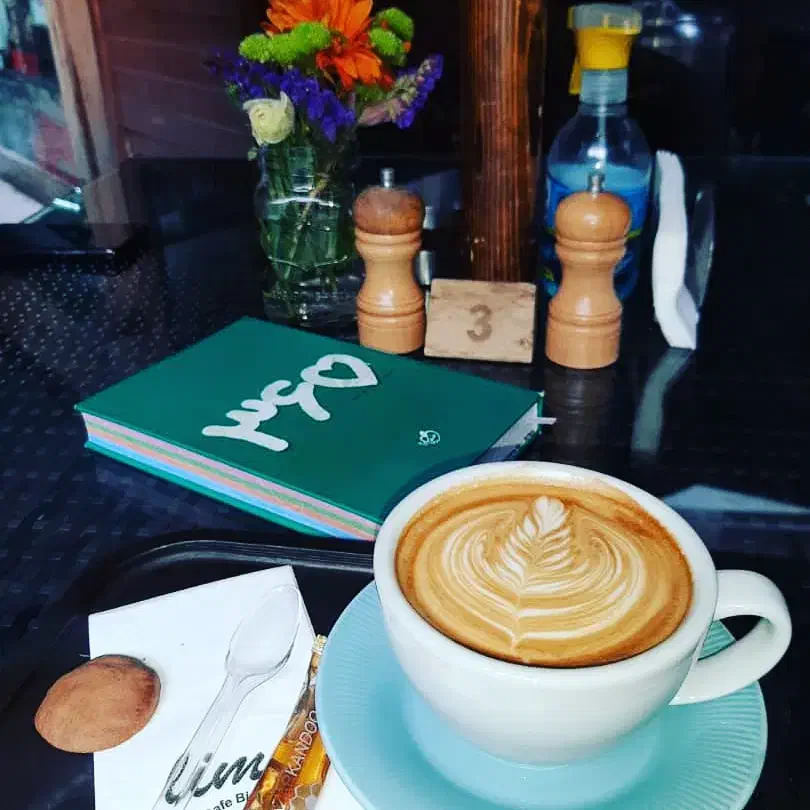 کمک باریستا|استخدام خدمات فروشگاه و رستوران|تهران, فردوسی|دیوار