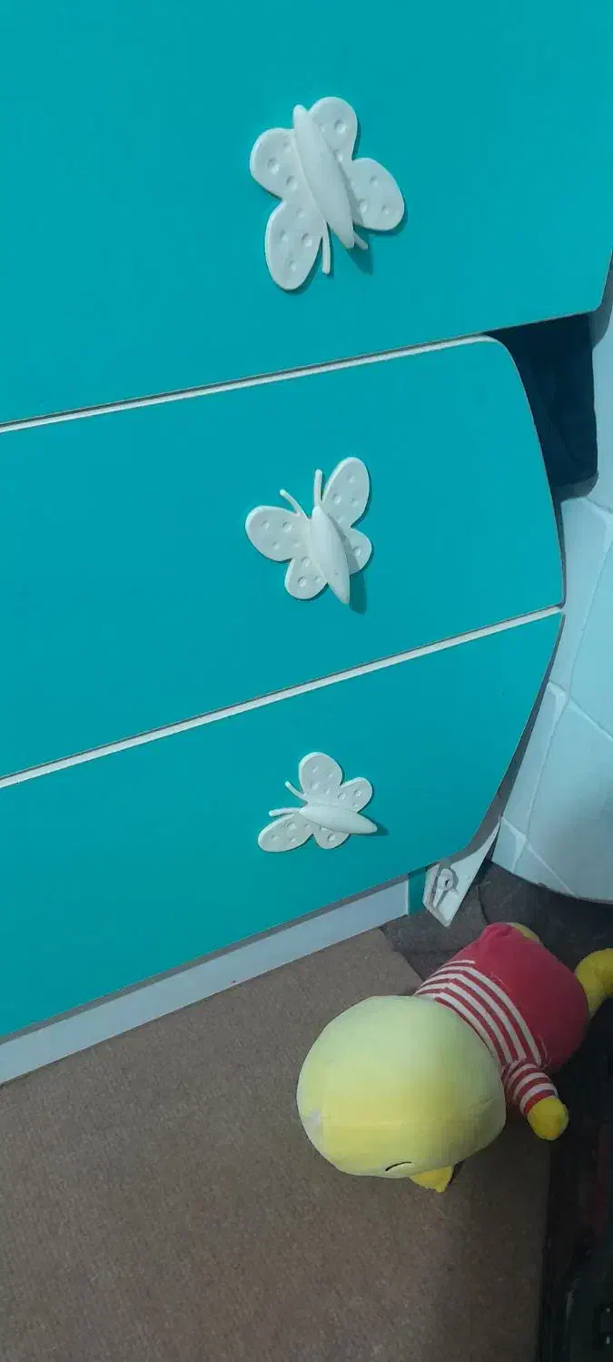 کمد بچه کاملن سالم|اسباب و اثاث بچه|رشت, سلیمانداراب|دیوار