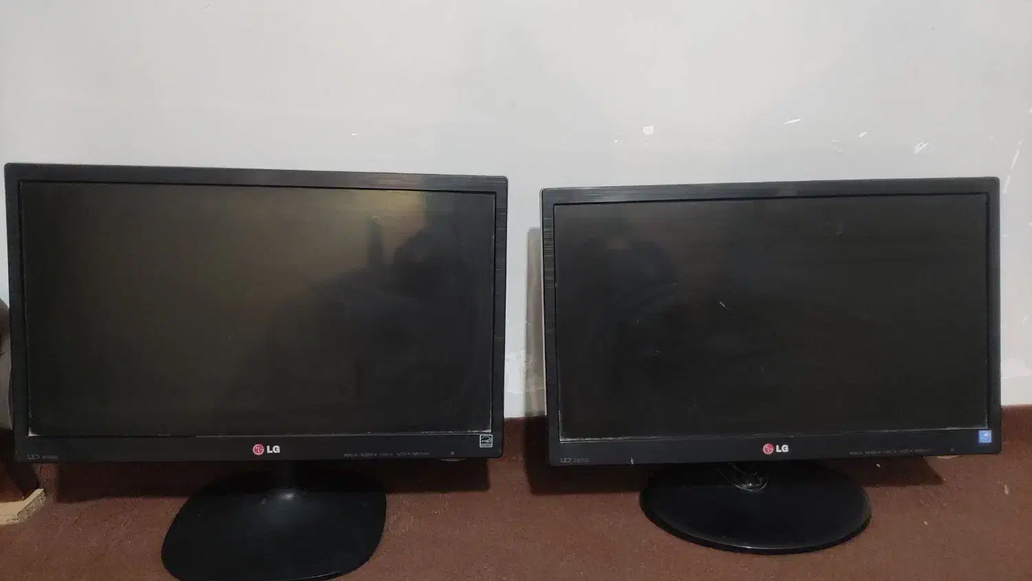 دو عدد مانیتور ال جی|رایانه رومیزی|خاش, |دیوار