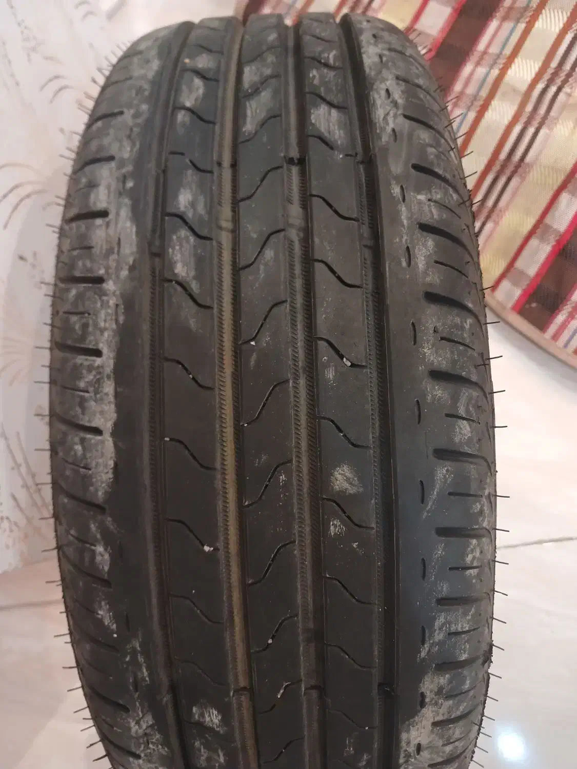 تایر|قطعات یدکی و لوازم جانبی|رشت, استقامت ۱|دیوار