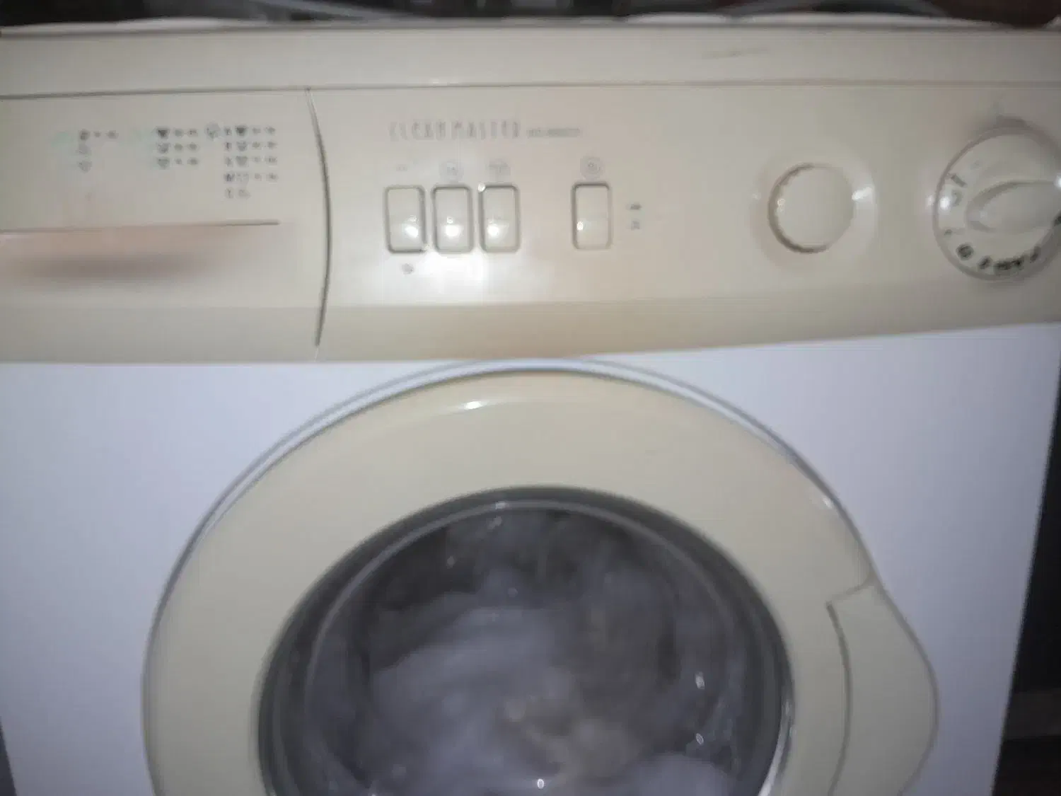 لباسشویی الجی قدیمی|ماشین لباسشویی و خشککن لباس|اصفهان, ملکشهر|دیوار