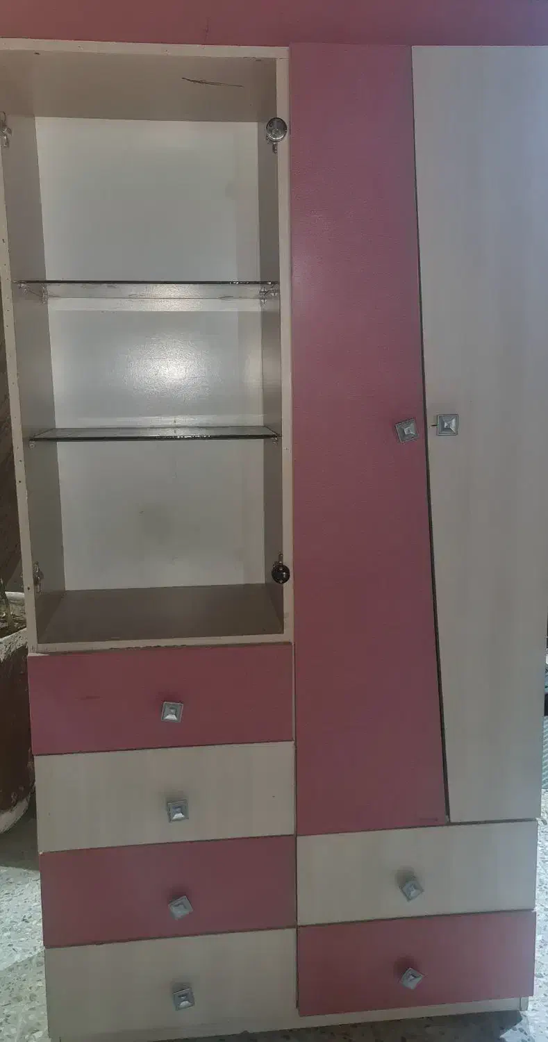 ...کمد|جاکفشی، کمد، دراور|دوگنبدان, |دیوار