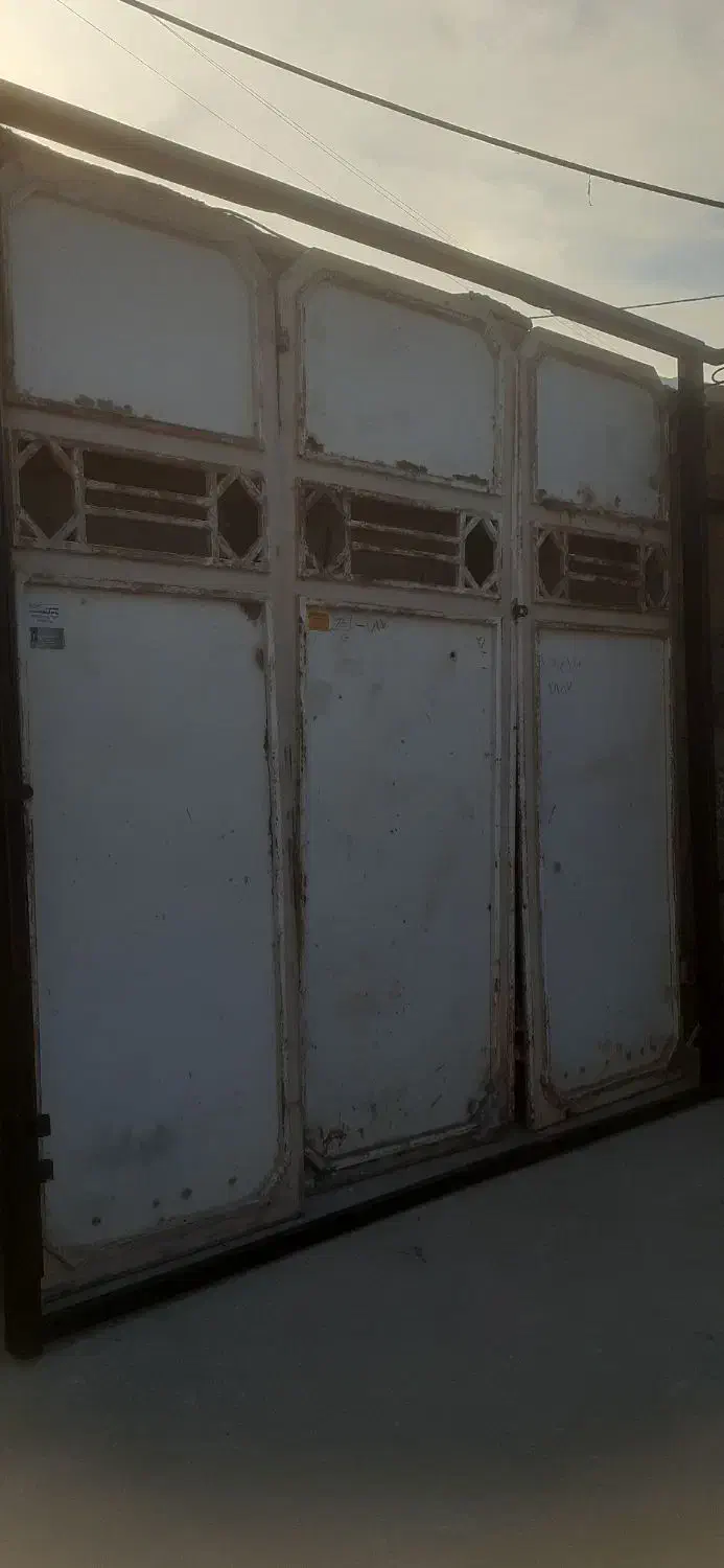 درب منزل|مصالح و تجهیزات ساختمان|کازرون, |دیوار