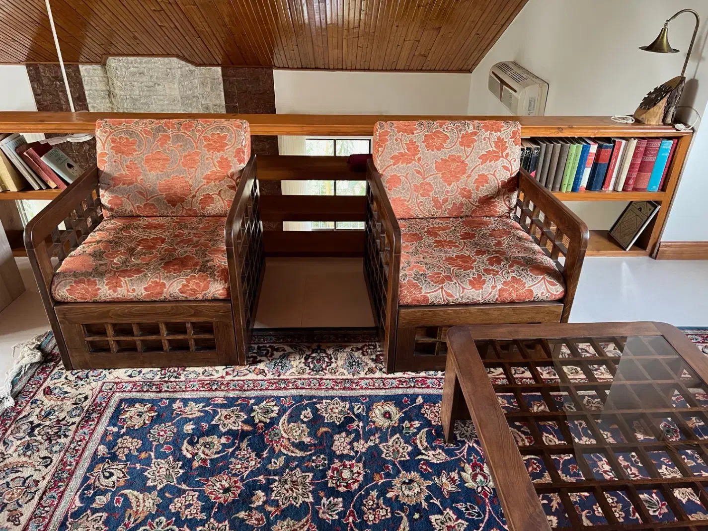 مبلمان نیم ست|مبلمان خانگی و میز عسلی|سلمان‌شهر, |دیوار