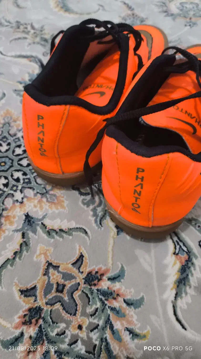 کفش فوتبال|کیف، کفش، کمربند|کرمان, |دیوار