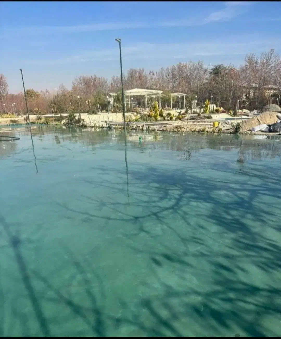 بتن ریزی کف با ابزار پیشرفته|خدمات پیشه و مهارت|رشت, شهرک صنعتی|دیوار